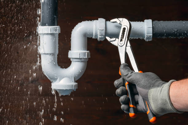 Professional Drain Cleaning technician working in Nathalie, VA